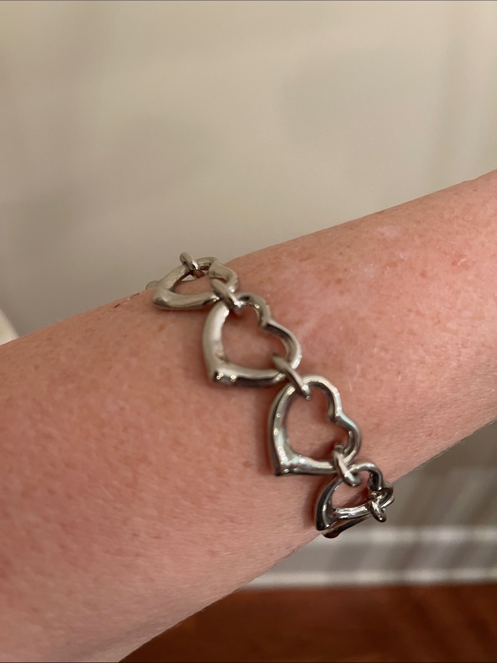 Vintage Silver-tone Open Heart Toggle Bracelet 8 1/2” approx - Picture 11 of 16